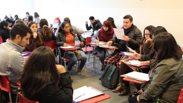 Workshop de proyecto Vinculación Escuela-Universidad reúne a cerca de 60 profesores de la región para entregar herramientas en la enseñanza del inglés