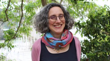 [Entrevista] Katharina Glas: “En una filosofía de la pedagogía y la enseñanza las relaciones deben comprenderse de una forma recíproca. Yo enseño pero aprendo al mismo tiempo”
